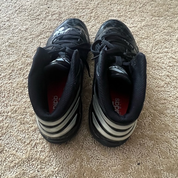 Men’s Adidas Cleats - Picture 3 of 5